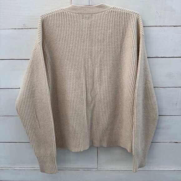 SIZE SMALL Patagonia Wornwear Recycled Wool Cream Button Front VNeck Cardigan - Picture 8 of 11